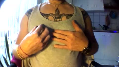 Rotrigo online show from 11/11/25, 12:27