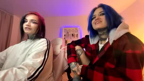 Snapshot of ripper_66 chatting on 12/01/24, 05:57 DianaBrite fansl y online show from 12/01/24, 05:57