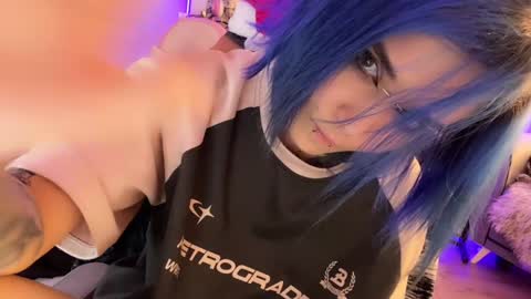 Snapshot of ripper_66 chatting on 12/24/24, 10:28 DianaBrite fansl y online show from 12/24/24, 10:28