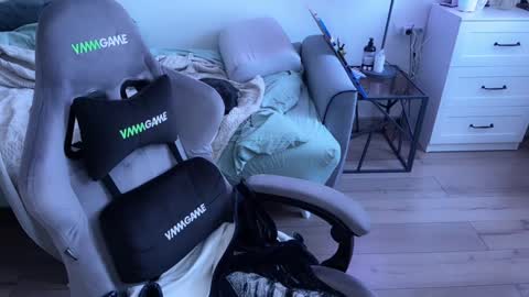 Snapshot of ripper_66 chatting on 02/07/25, 12:28 DianaBrite fansl y online show from 02/07/25, 12:28