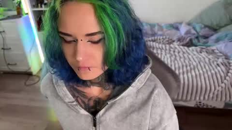 Snapshot of ripper_66 chatting on 09/25/25, 01:15 DianaBrite fansl y online show from 09/25/25, 01:15