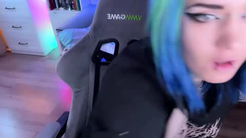 Snapshot of ripper_66 chatting on 09/29/25, 01:27 DianaBrite fansl y online show from 09/29/25, 01:27