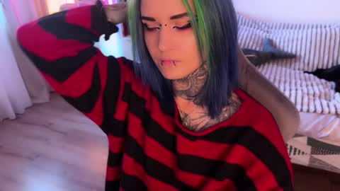 Snapshot of ripper_66 chatting on 10/03/25, 12:57 DianaBrite fansl y online show from 10/03/25, 12:57