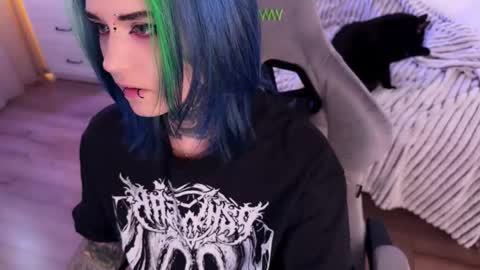 Snapshot of ripper_66 chatting on 10/15/25, 01:11 DianaBrite fansl y online show from 10/15/25, 01:11