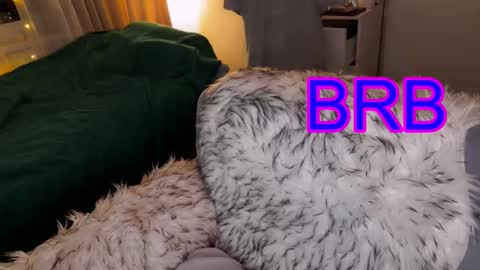   DianaBrite            fansl y online show from 12/14/25, 01:49