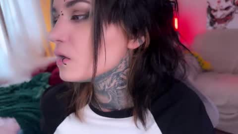   DianaBrite            fansl y online show from 03/26/26, 01:06