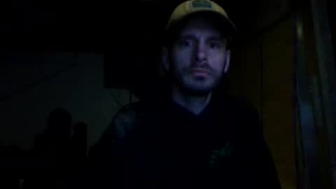 Snapshot of ripperusa33 chatting on 05/19/26, 05:41 ripperusa33 online show from 05/19/26, 05:41