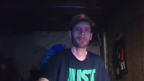 Snapshot of ripperusa33 chatting on 07/11/26, 07:55 ripperusa33 online show from 07/11/26, 07:55