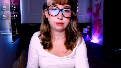 Snapshot of riri_rich chatting on 09/10/25, 05:07 Rita online show from 09/10/25, 05:07