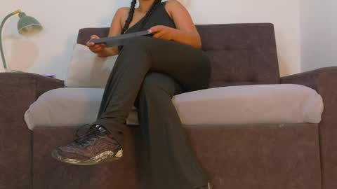 RIRI  online show from 06/05/26, 07:41
