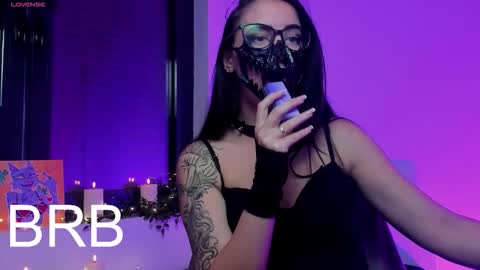 Miss Rita online show from 11/18/25, 02:54