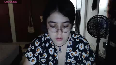 PeachSalinger online show from 09/13/25, 05:13