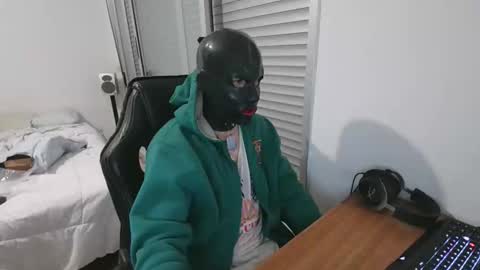 rivenderrr online show from 04/09/26, 10:04