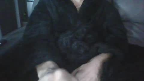 Snapshot of riverbend44 chatting on 02/04/25, 10:24 riverbend44 online show from 02/04/25, 10:24