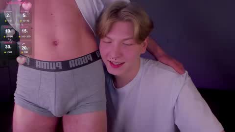 Mickey and Timmy online show from 10/28/25, 09:35