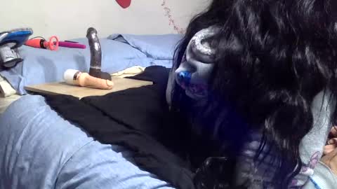 River Saint online show from 01/12/25, 03:14