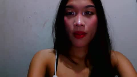 Snapshot of riyu77 chatting on 05/11/26, 12:11 riyu77 online show from 05/11/26, 12:11