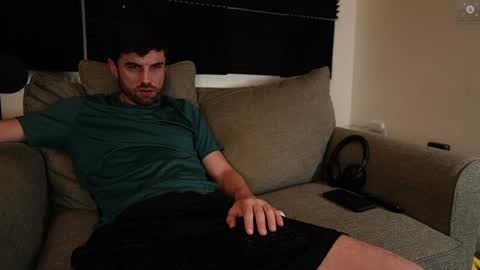 Ryan aka KeylimeRy online show from 04/16/26, 08:59