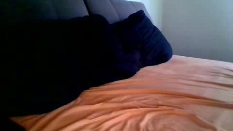 Snapshot of roaddogg1988 chatting on 10/24/25, 08:00 roaddogg1988 online show from 10/24/25, 08:00