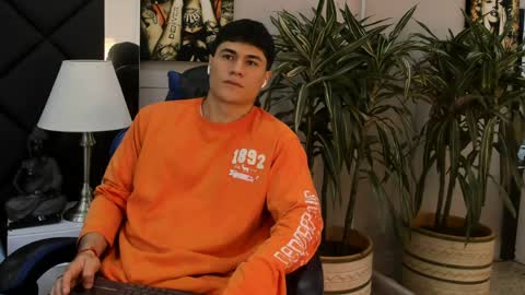 Roan Birkin online show from 04/05/26, 07:22