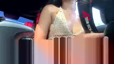 Snapshot of roarmance1 chatting on 10/05/25, 09:34 roarmance1 online show from 10/05/25, 09:34