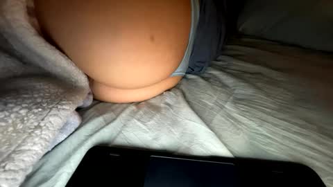 Snapshot of roarmance1 chatting on 01/07/26, 06:05 roarmance1 online show from 01/07/26, 06:05