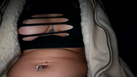 Snapshot of roarmance1 chatting on 02/01/26, 08:57 roarmance1 online show from 02/01/26, 08:57