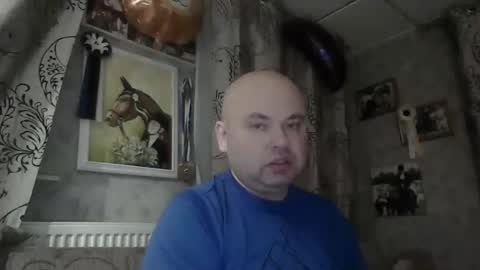 rob18997 online show from 11/17/25, 07:52