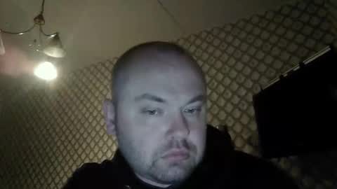 rob18997 online show from 12/17/25, 02:56