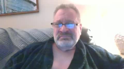 Snapshot of rob872217 chatting on 12/23/24, 04:44 rob872217 online show from 12/23/24, 04:44