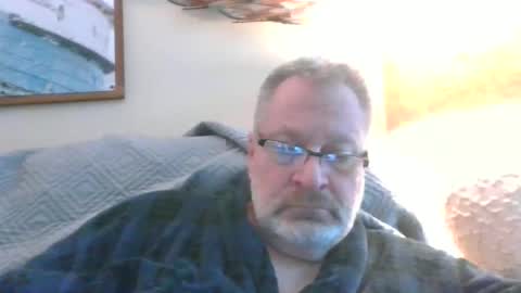 Snapshot of rob872217 chatting on 12/26/24, 03:31 rob872217 online show from 12/26/24, 03:31
