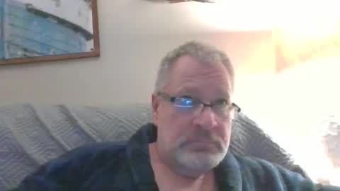 Snapshot of rob872217 chatting on 01/03/25, 12:11 rob872217 online show from 01/03/25, 12:11