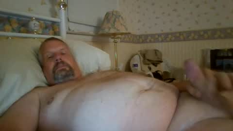 Snapshot of rob9271963 chatting on 07/04/26, 10:21 Rob online show from 07/04/26, 10:21