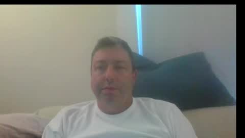 Snapshot of rob_bower_guy chatting on 11/01/25, 08:22 rob_bower_guy online show from 11/01/25, 08:22