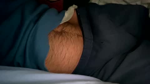 Snapshot of robbertoss chatting on 01/05/25, 01:35 All4you online show from 01/05/25, 01:35