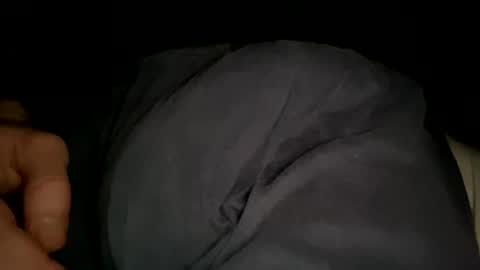 Snapshot of robbertoss chatting on 02/17/25, 01:32 All4you online show from 02/17/25, 01:32