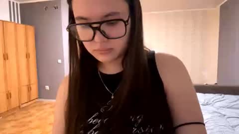 Aya online show from 02/02/26, 01:32