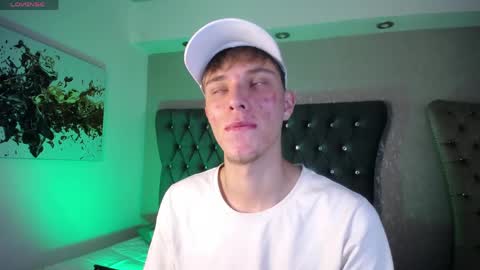 Robbin online show from 04/11/26, 06:29