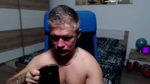 Snapshot of robbyshawz chatting on 07/05/26, 05:14 robbyshawz online show from 07/05/26, 05:14