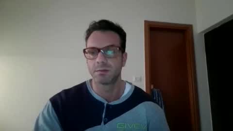 roberpierre_ho online show from 04/03/26, 06:11