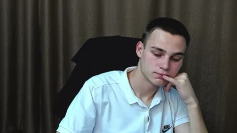 robert10211 online show from 09/16/25, 06:20