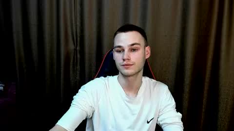 robert10211 online show from 01/06/26, 07:34