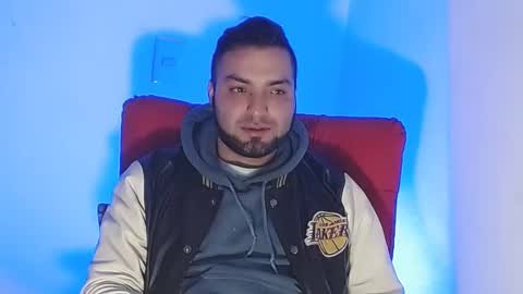 Snapshot of robert_leroy chatting on 12/15/24, 08:08 Stiven - online show from 12/15/24, 08:08