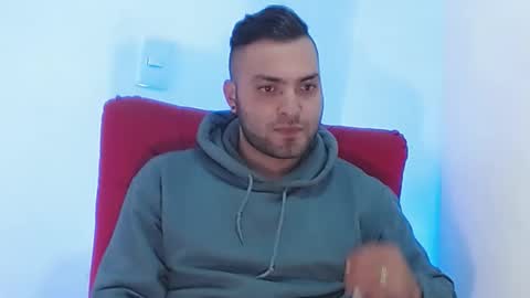 Snapshot of robert_leroy chatting on 12/31/24, 02:36 Stiven - online show from 12/31/24, 02:36