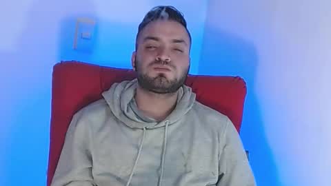 Snapshot of robert_leroy chatting on 01/07/25, 05:54 Stiven - online show from 01/07/25, 05:54