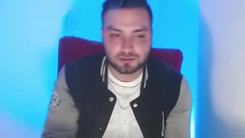 Snapshot of robert_leroy chatting on 01/20/25, 11:32 Stiven - online show from 01/20/25, 11:32