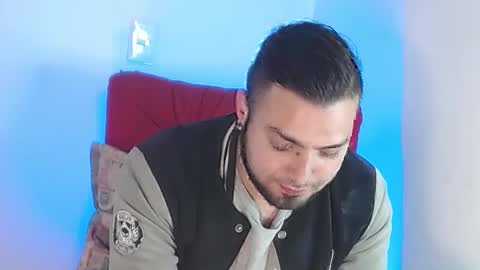 Snapshot of robert_leroy chatting on 01/25/25, 04:46 Stiven - online show from 01/25/25, 04:46