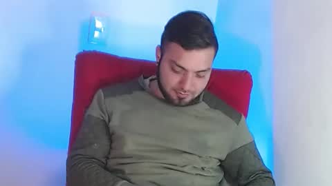 Snapshot of robert_leroy chatting on 01/27/25, 11:43 Stiven - online show from 01/27/25, 11:43