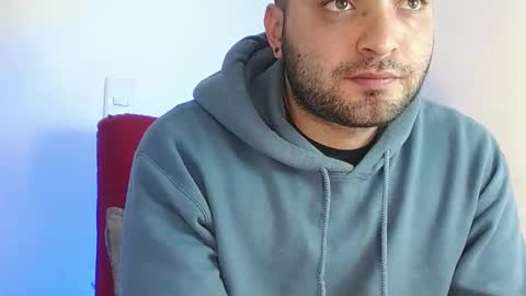 Snapshot of robert_leroy chatting on 02/08/25, 02:58 Stiven - online show from 02/08/25, 02:58