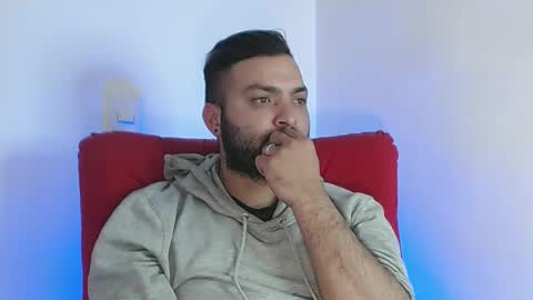 Snapshot of robert_leroy chatting on 02/22/25, 08:20 Stiven - online show from 02/22/25, 08:20